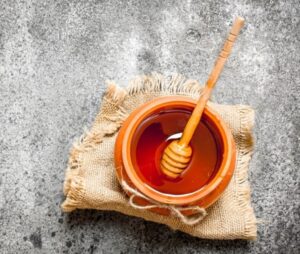 Laal kitaab ke upaye mein honey