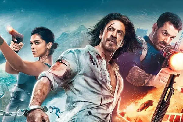 Deepika Padukone,Shahrukh Khan & John Abraham